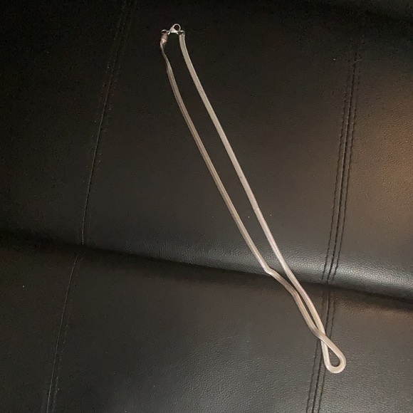 Stunning 22 inch Stainless Steel Herringbone Necklace - Picture 2 of 4